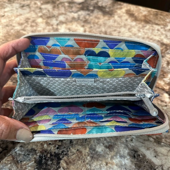 Kipling Heart Print Accordion Wallet  **Like New** - Picture 6 of 9